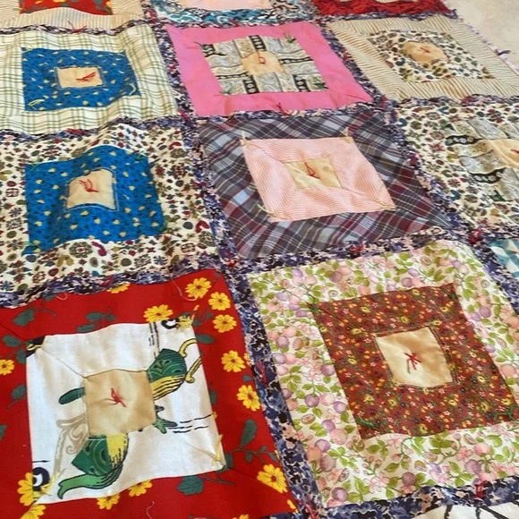 Handmade Vintage Square Tie Quilt 53 x 35 Inches - Picture 4 of 15